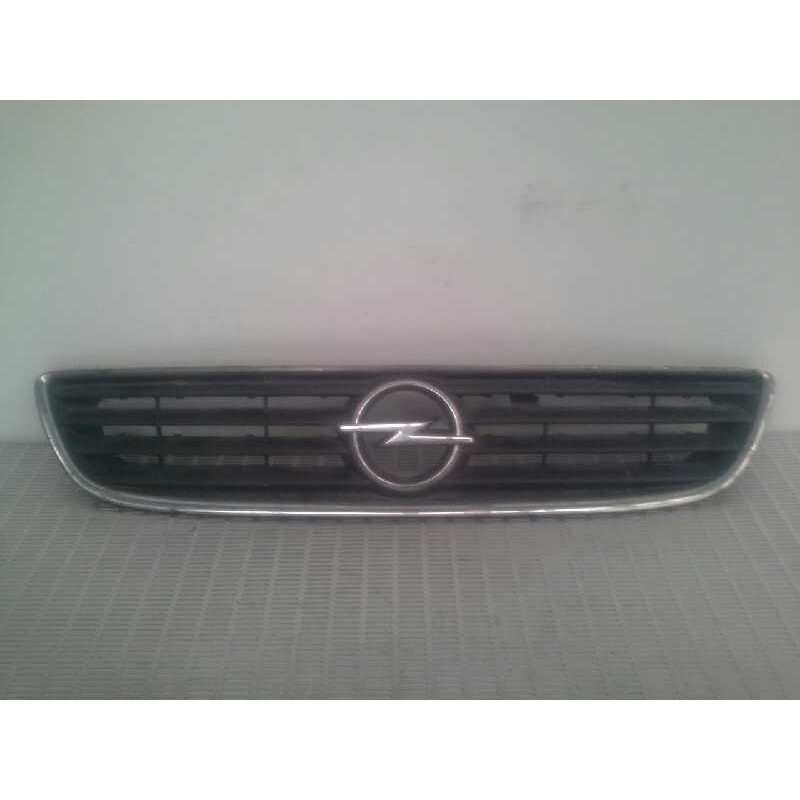 Recambio de rejilla delantera para opel zafira a 2.0 dti referencia OEM IAM   