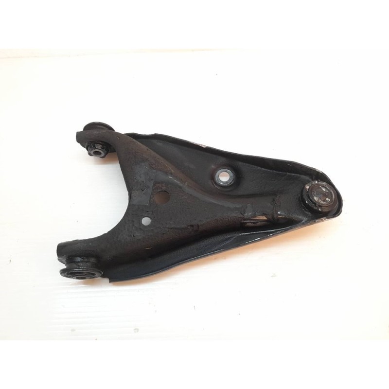 Recambio de brazo suspension inferior delantero derecho para dacia sandero stepway referencia OEM IAM - Blanco 2