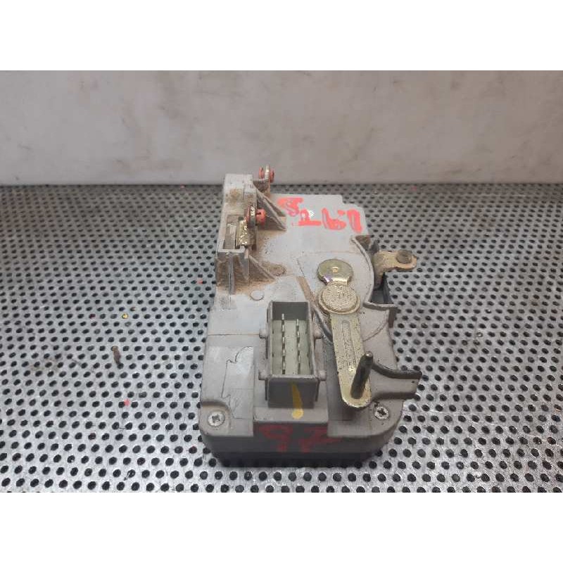 Recambio de cerradura puerta delantera derecha para fiat scudo (222) referencia OEM IAM  83675 4