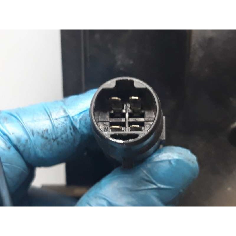Recambio de electroventilador para kia carnival td ls referencia OEM IAM K552 - Gris 3