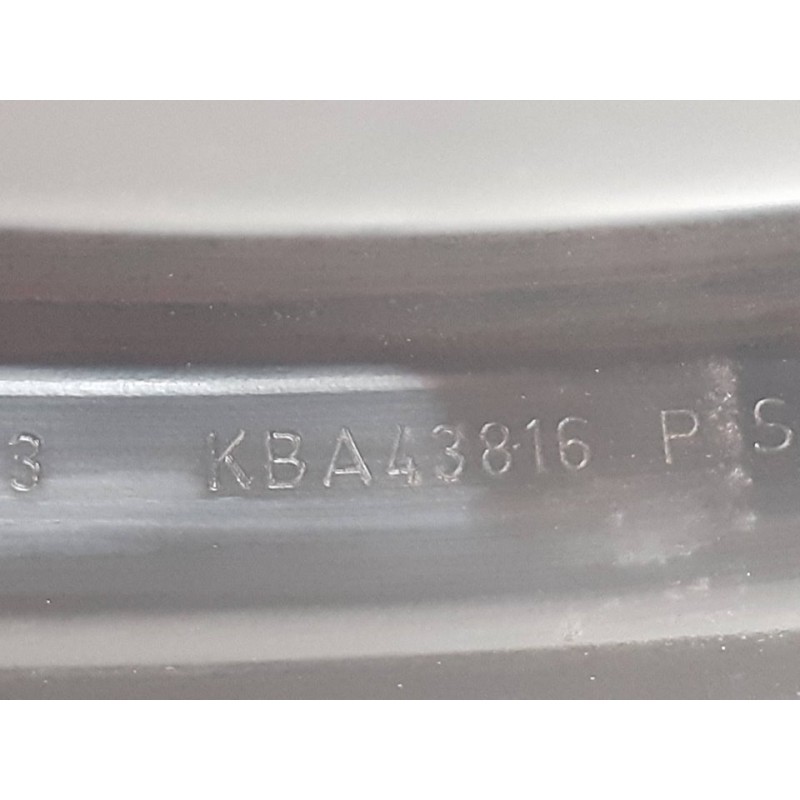 Recambio de llanta para peugeot 208 active referencia OEM IAM KBA43816 2