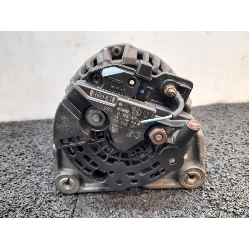 Recambio de alternador para opel astra twin top cosmo referencia OEM IAM 55556067 0124425020 - Blanco 2