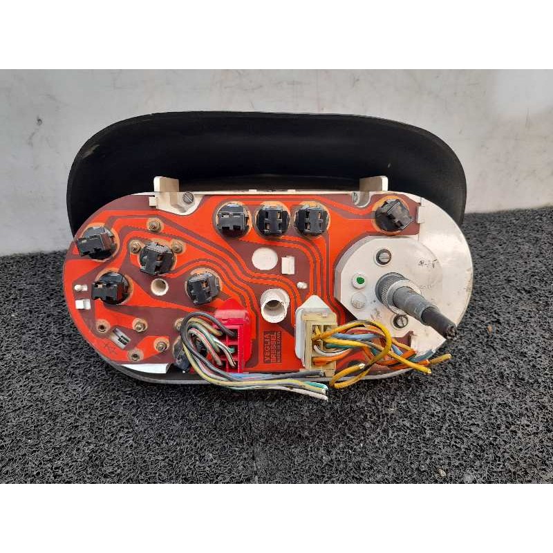Recambio de cuadro instrumentos para seat 127 referencia OEM IAM - Rojo 2