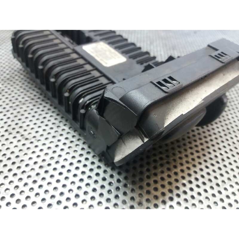 Recambio de mando luces para mg serie 75 (rj) 2.0 cdti classic referencia OEM IAM YWC106940 086956052 5