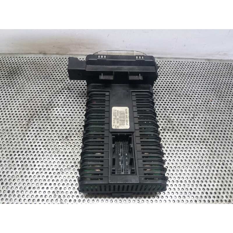 Recambio de mando luces para mg serie 75 (rj) 2.0 cdti classic referencia OEM IAM YWC106940 086956052 7