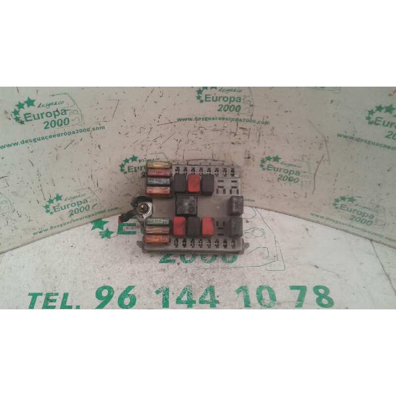 Recambio de caja reles / fusibles para fiat punto berlina (188) 1.9 diesel eco referencia OEM IAM 46768481  