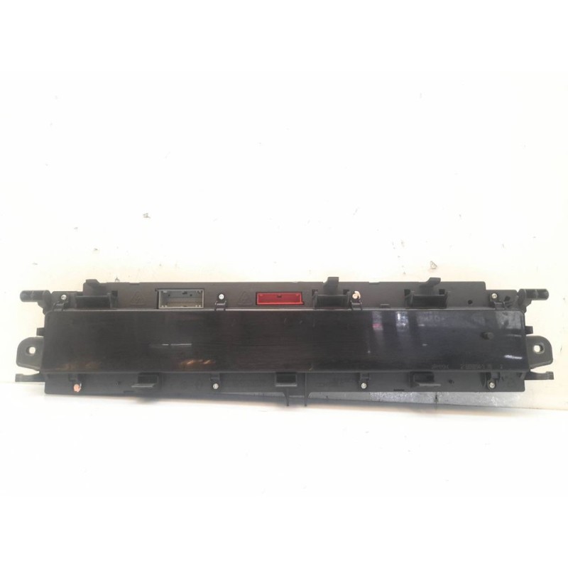Recambio de cuadro instrumentos para renault scenic ii emotion referencia OEM IAM P8200704463A  
