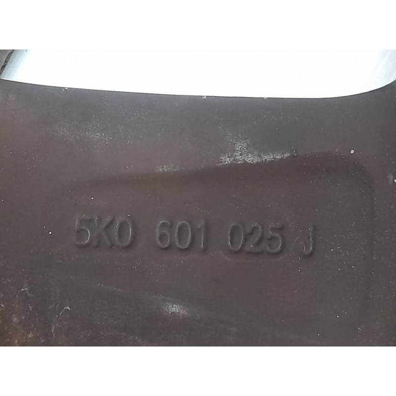 Recambio de llanta para volkswagen golf v berlina (1k1) conceptline (e) referencia OEM IAM 5K0601025J - Blanco 4