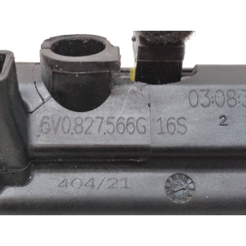 Recambio de maneta exterior porton para skoda fabia ambition plus referencia OEM IAM 6V0827566G - Blanco 2