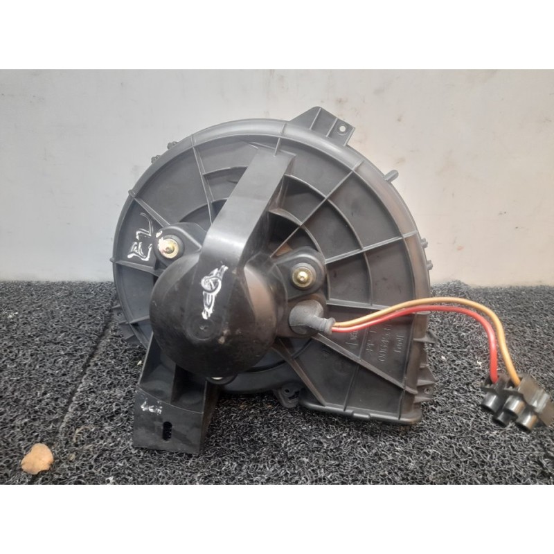 Recambio de motor calefaccion para opel corsa c first referencia OEM IAM 006453T  VALEO - Blanco 7