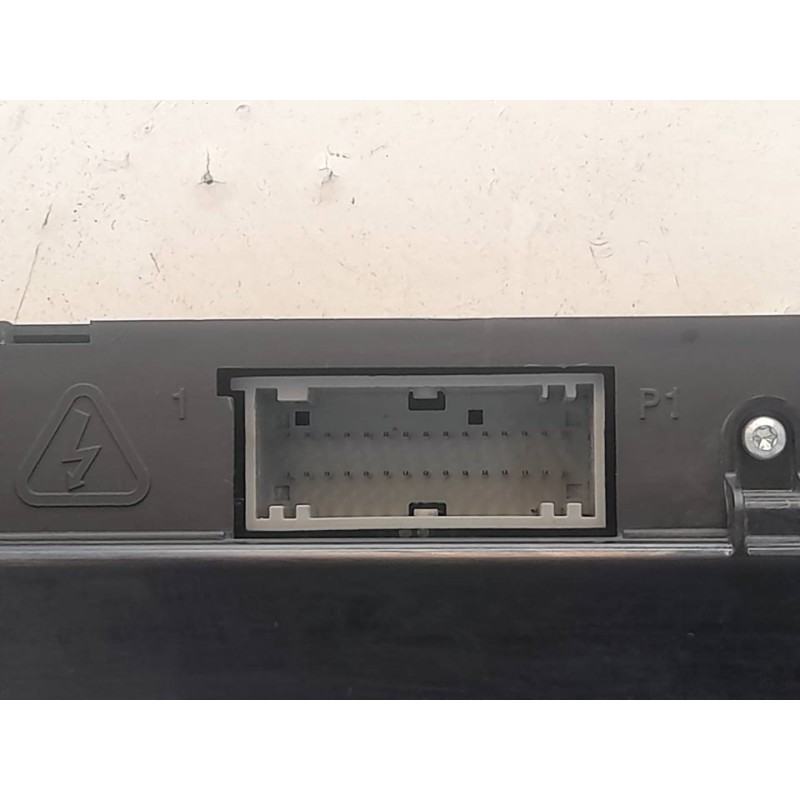 Recambio de cuadro instrumentos para renault scenic ii emotion referencia OEM IAM P8200704463A 3