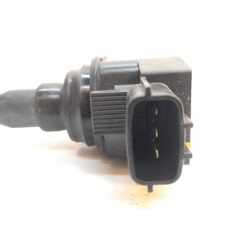 Recambio de bobina encendido para dacia sandero laureate referencia OEM IAM 224330437R HMLGT9501R HITACHI - Blanco 3