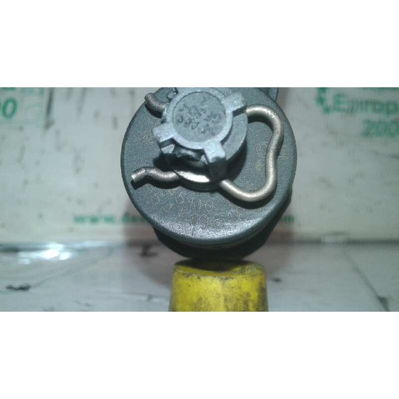 Recambio de inyector para peugeot 206 berlina 1.4 hdi referencia OEM IAM 0445110075 9641496180 - Gris 2