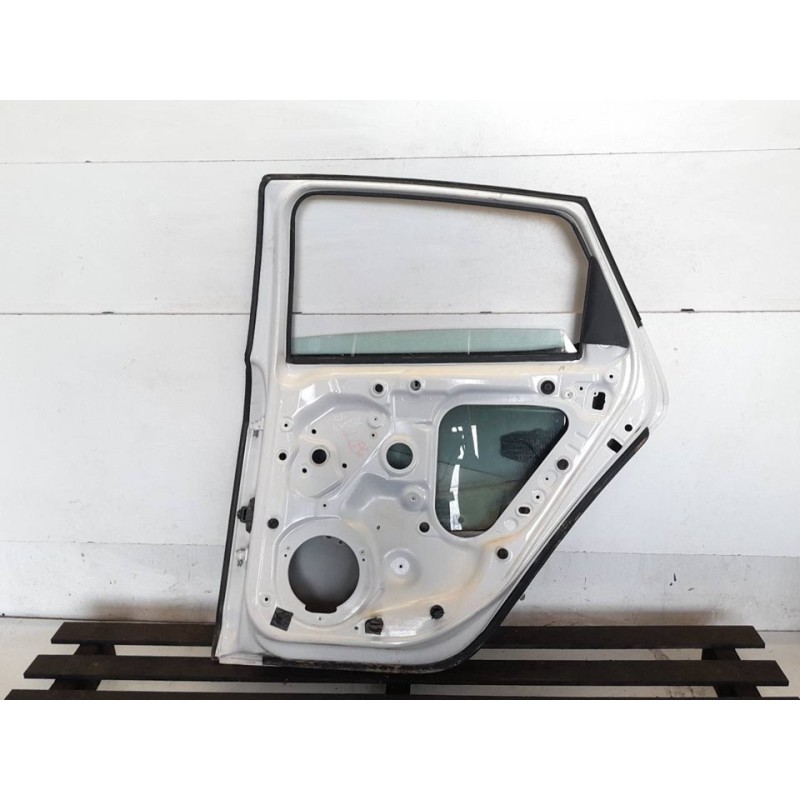 Recambio de puerta trasera derecha para seat leon (5f1) i-tech referencia OEM IAM - Blanco 2