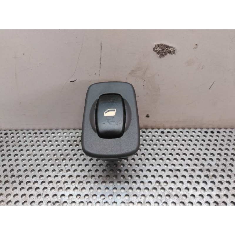 Recambio de mando elevalunas trasero derecho para citroën c5 berlina 2.0 hdi sx referencia OEM IAM 96326947ZF  