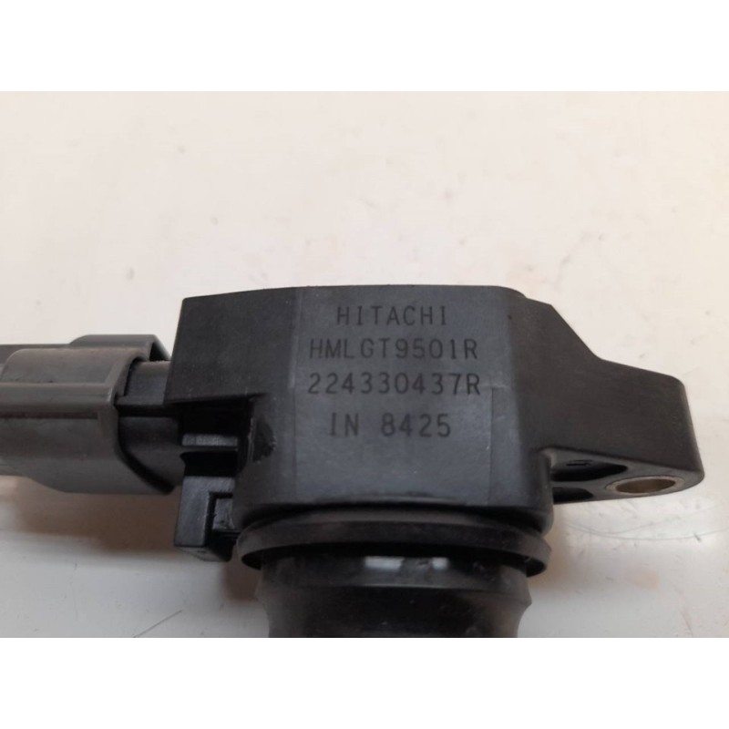 Recambio de bobina encendido para dacia sandero laureate referencia OEM IAM 224330437R HMLGT9501R HITACHI - Blanco 2