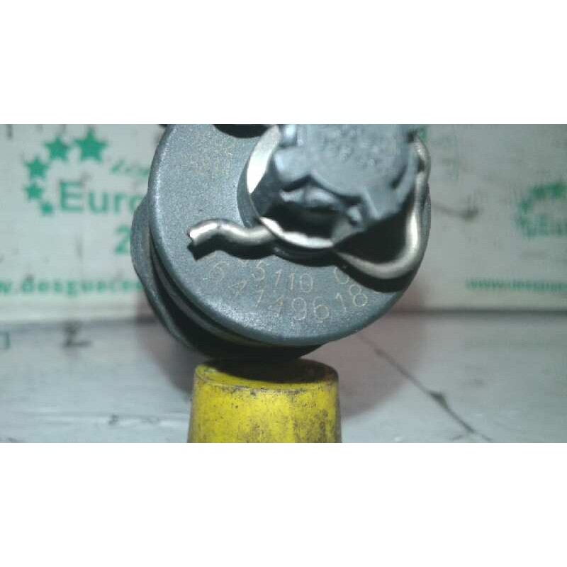 Recambio de inyector para peugeot 206 berlina 1.4 hdi referencia OEM IAM 0445110075 9641496180 - Gris 2