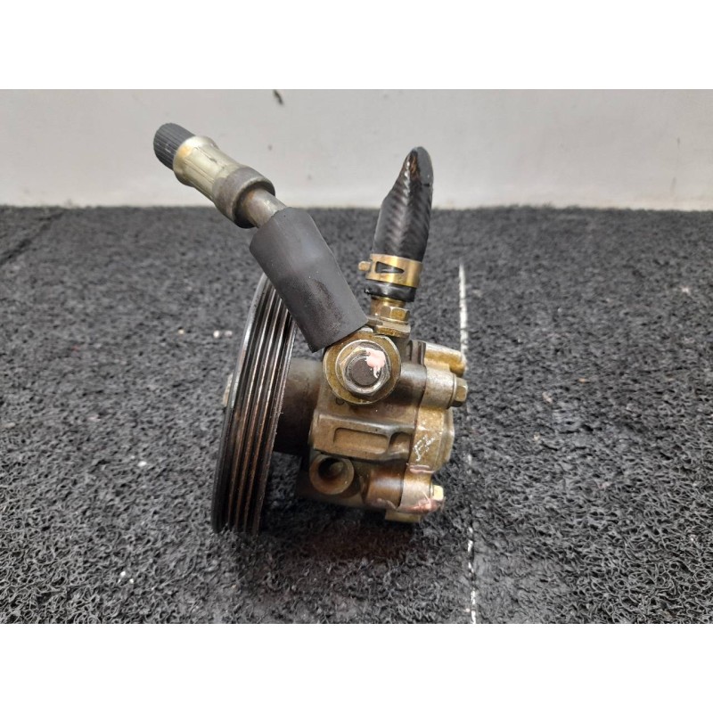 Recambio de bomba direccion para mitsubishi montero sport (k90) 2.5 td cat referencia OEM IAM 07087139 MR448507 UNISIA