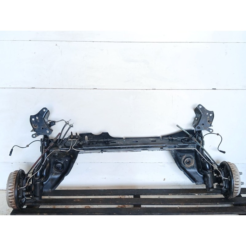 Recambio de puente trasero para renault captur limited referencia OEM IAM   
