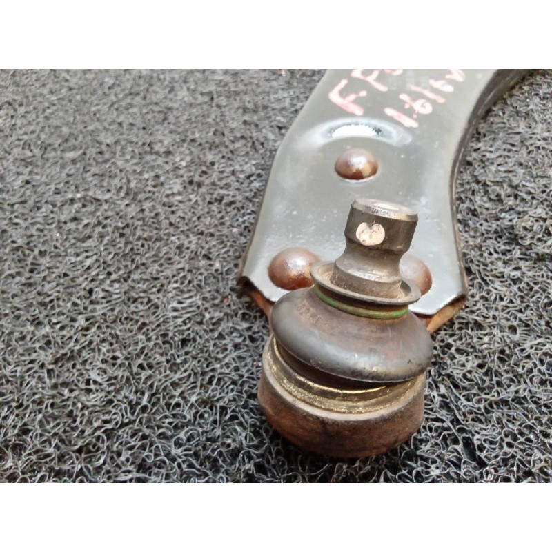 Recambio de brazo suspension inferior delantero izquierdo para ford focus berlina (cak) 1.6 16v cat referencia OEM IAM  105156 2