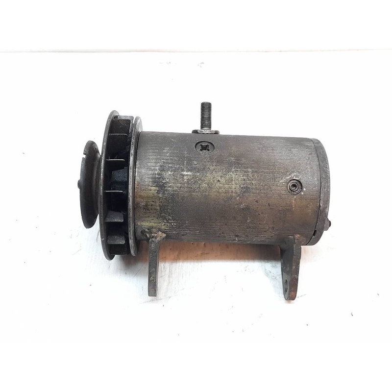 Recambio de alternador para seat 124 ls1200 referencia OEM IAM DNE124 JGDD 