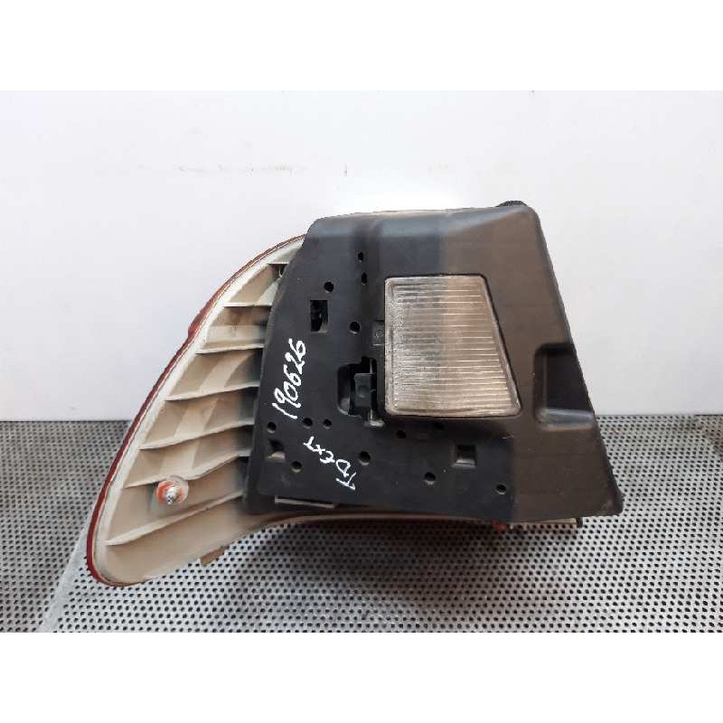 Recambio de piloto trasero derecho para bmw serie 3 berlina (e46) 320d referencia OEM IAM - Gris 4