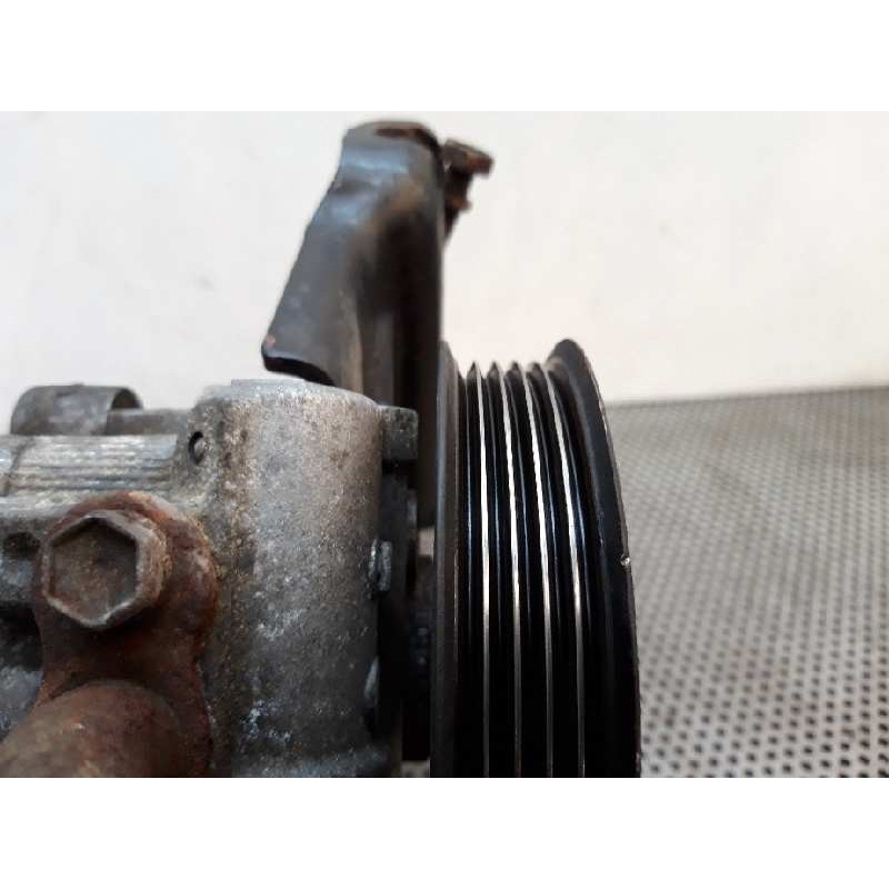 Recambio de bomba direccion para toyota avensis wagon (t25) 2.0 d-4d executive referencia OEM IAM - Gris 2