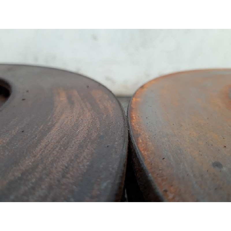 Recambio de disco freno delantero para ssangyong kyron 200 xdi limited referencia OEM IAM - Negro 2