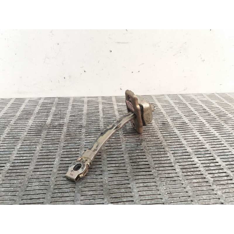 Recambio de retenedor puerta delantera derecha para volkswagen golf iii berlina (1h1) 1.6 referencia OEM IAM   