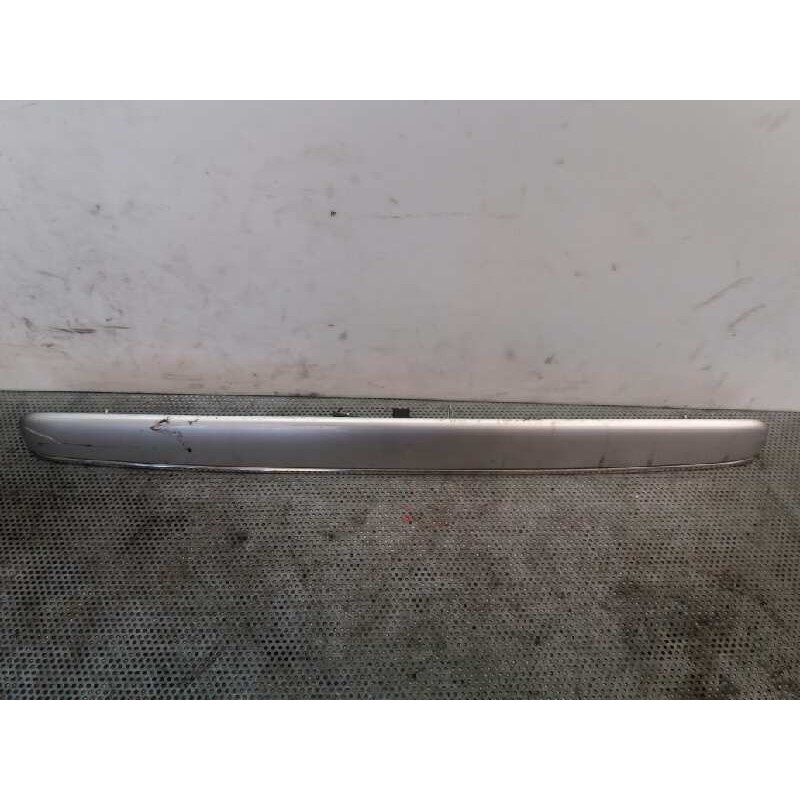 Recambio de molduras traseras para citroën c5 berlina 2.0 hdi sx referencia OEM IAM 9631869177  