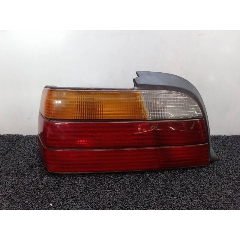 Recambio de piloto trasero izquierdo para bmw serie 3 coupe (e36) 318is referencia OEM IAM   