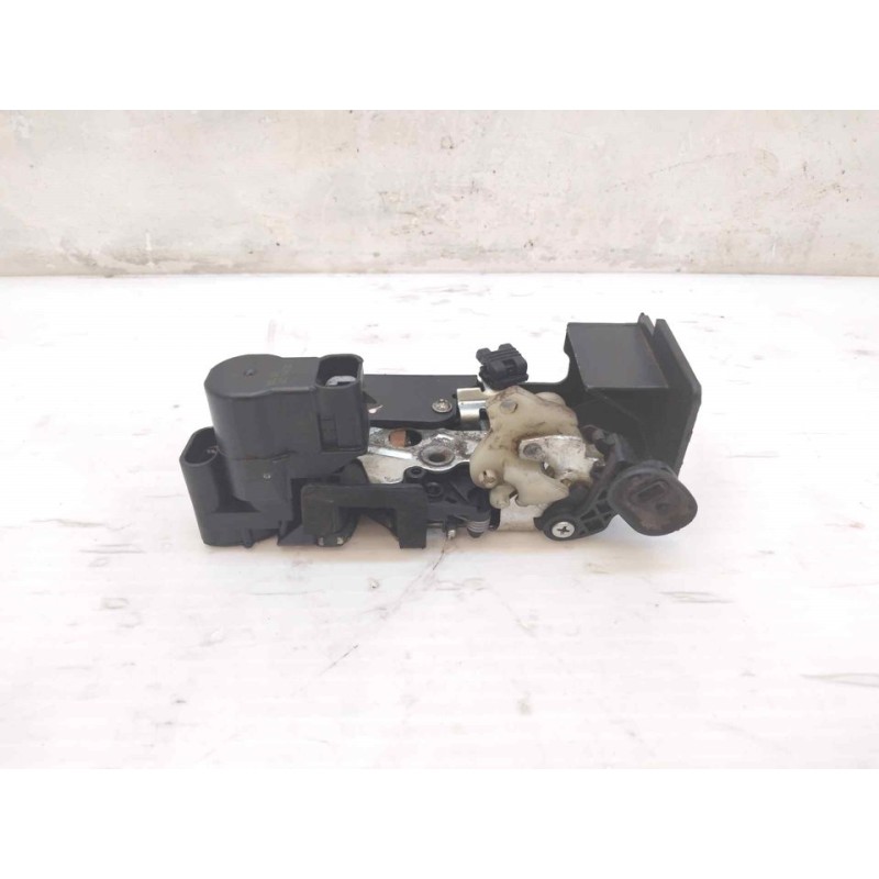 Recambio de cerradura puerta trasera izquierda para alfa romeo 156 1.9 jtd 16v cat referencia OEM IAM C151 3392009 