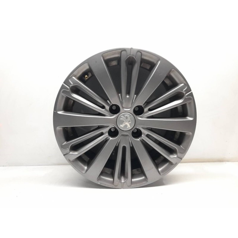 Recambio de llanta para peugeot 208 style referencia OEM IAM 9808137577  