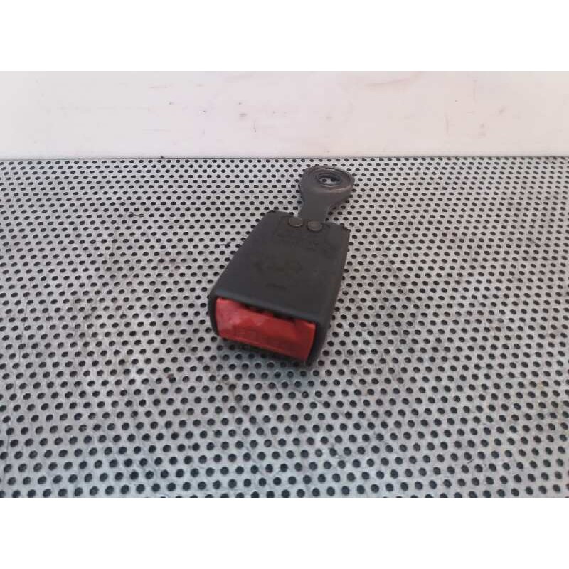 Recambio de enganche cinturon delantero izquierdo para citroën c2 1.1 referencia OEM IAM - Amarillo 2