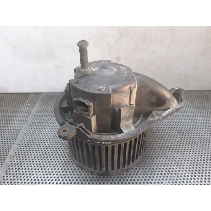 Recambio de motor calefaccion para mercedes-benz sprinter 02.00  caja cerrada 211 cdi (901.6/902.661-662) referencia OEM IAM F66 - Blanco