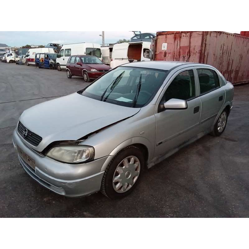 opel astra g berlina del año 2001