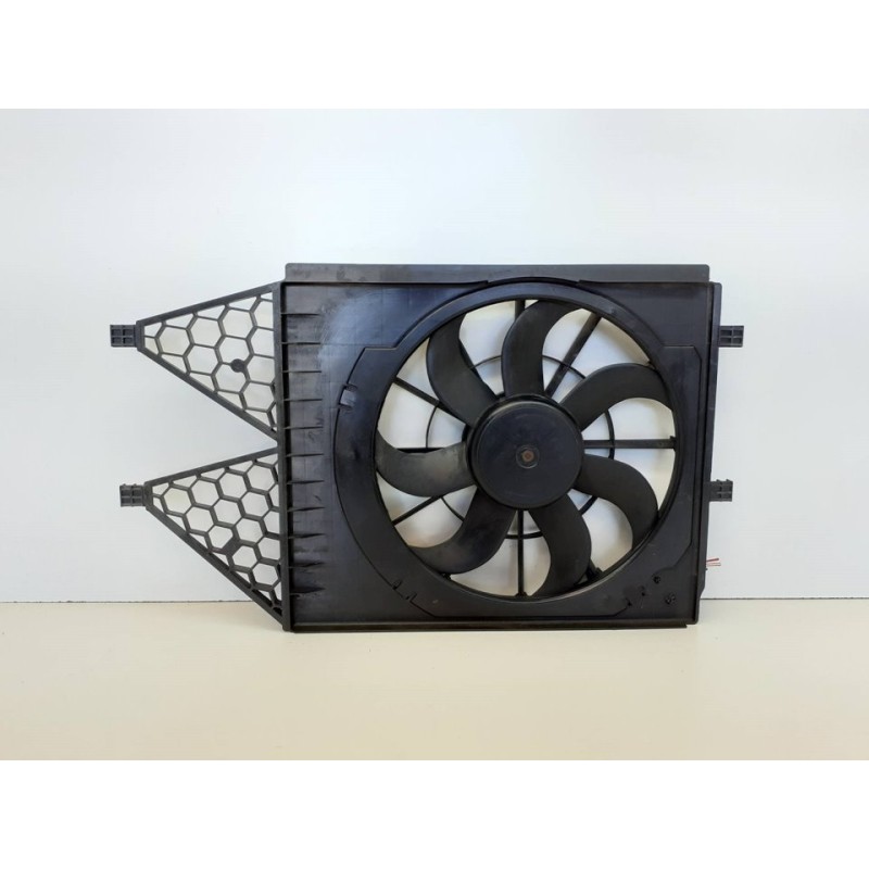 Recambio de electroventilador para skoda fabia (5j2 ) style referencia OEM IAM 6R0121207A  
