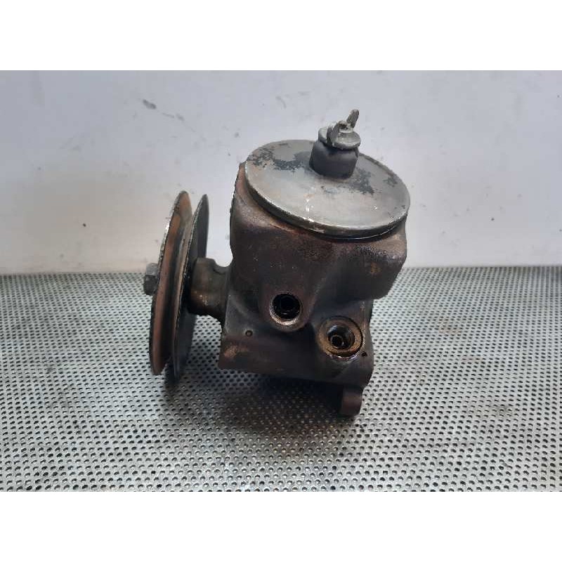 Recambio de bomba direccion para mercedes-benz clase e (w123) familiar 3.0 diesel referencia OEM IAM 70304167 32990 