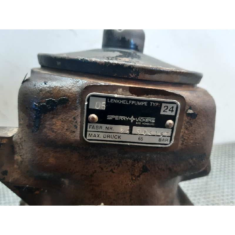 Recambio de bomba direccion para mercedes-benz clase e (w123) familiar 3.0 diesel referencia OEM IAM 70304167 32990 2