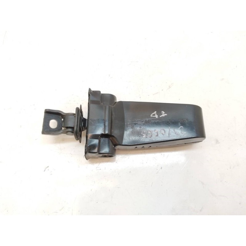 Recambio de retenedor puerta trasera derecha para skoda fabia ambition plus referencia OEM IAM 6V0839249 6V0839267 