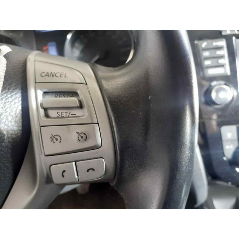 Recambio de volante para nissan qashqai (j11) 360 referencia OEM IAM - Blanco 2