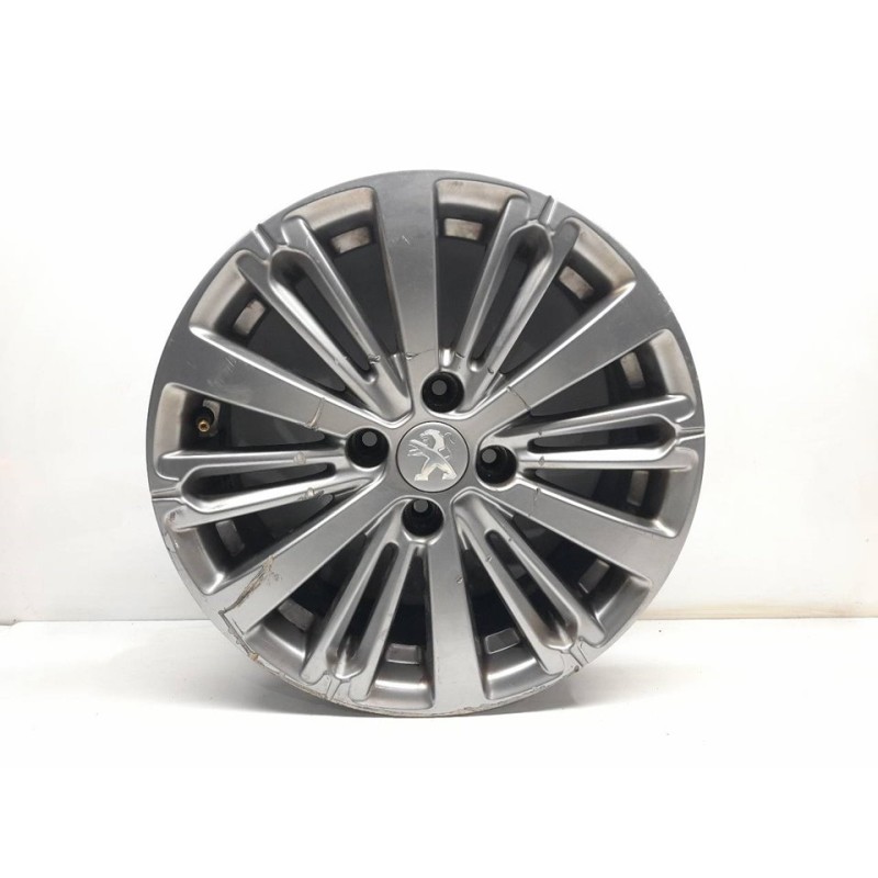 Recambio de llanta para peugeot 208 style referencia OEM IAM 9808137577  