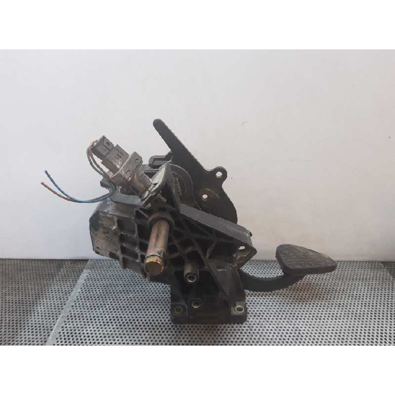 Recambio de pedal freno para mercedes-benz sprinter 02.00  caja cerrada 211 cdi (901.6/902.661-662) referencia OEM IAM - Blanco 3