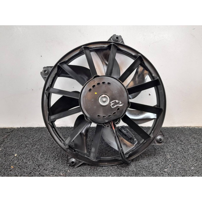 Recambio de electroventilador para peugeot 308 sport referencia OEM IAM 9661571480  VALEO 2
