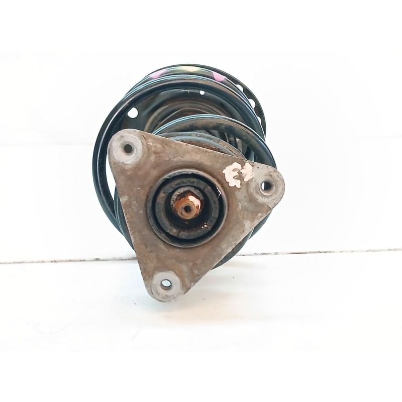 Recambio de amortiguador delantero izquierdo para renault captur limited referencia OEM IAM 543020638R - Blanco 3
