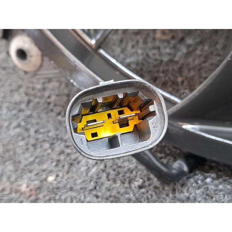 Recambio de electroventilador para peugeot 308 sport referencia OEM IAM 9661571480  VALEO 3