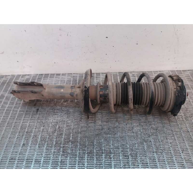 Recambio de amortiguador delantero derecho para volkswagen polo berlina (6n2) 1.0 referencia OEM IAM   
