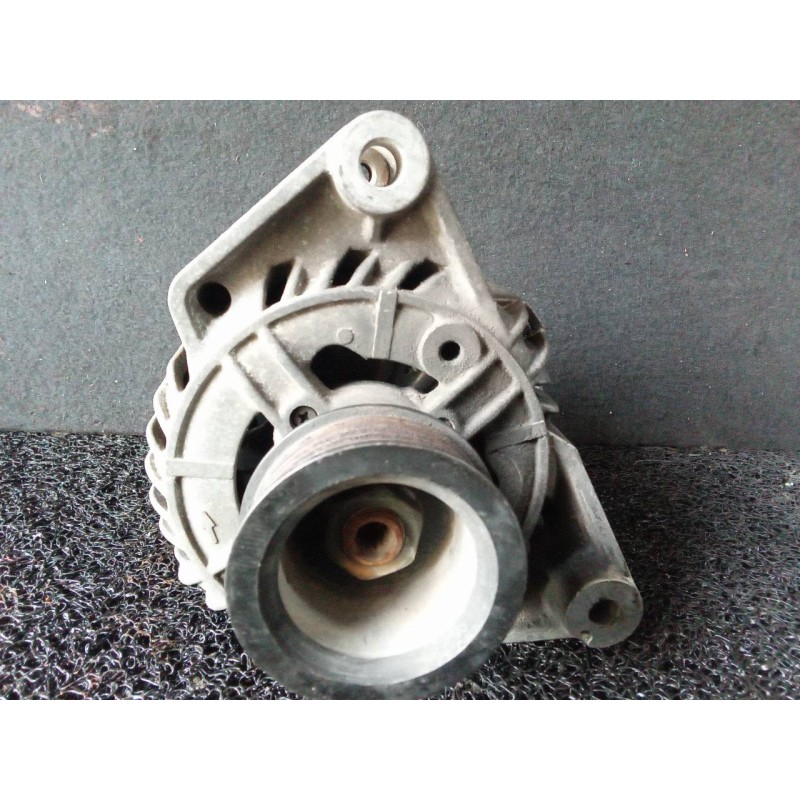 Recambio de alternador para bmw serie 3 berlina (e36) 1.8 cat (m43) referencia OEM IAM 0123310006  BOSCH 5