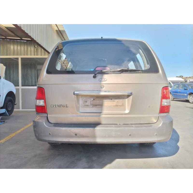 kia carnival ii del año 2005