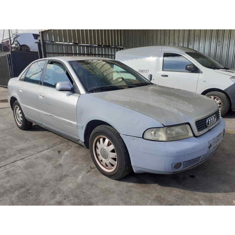 audi a4 berlina (b5) del año 2001